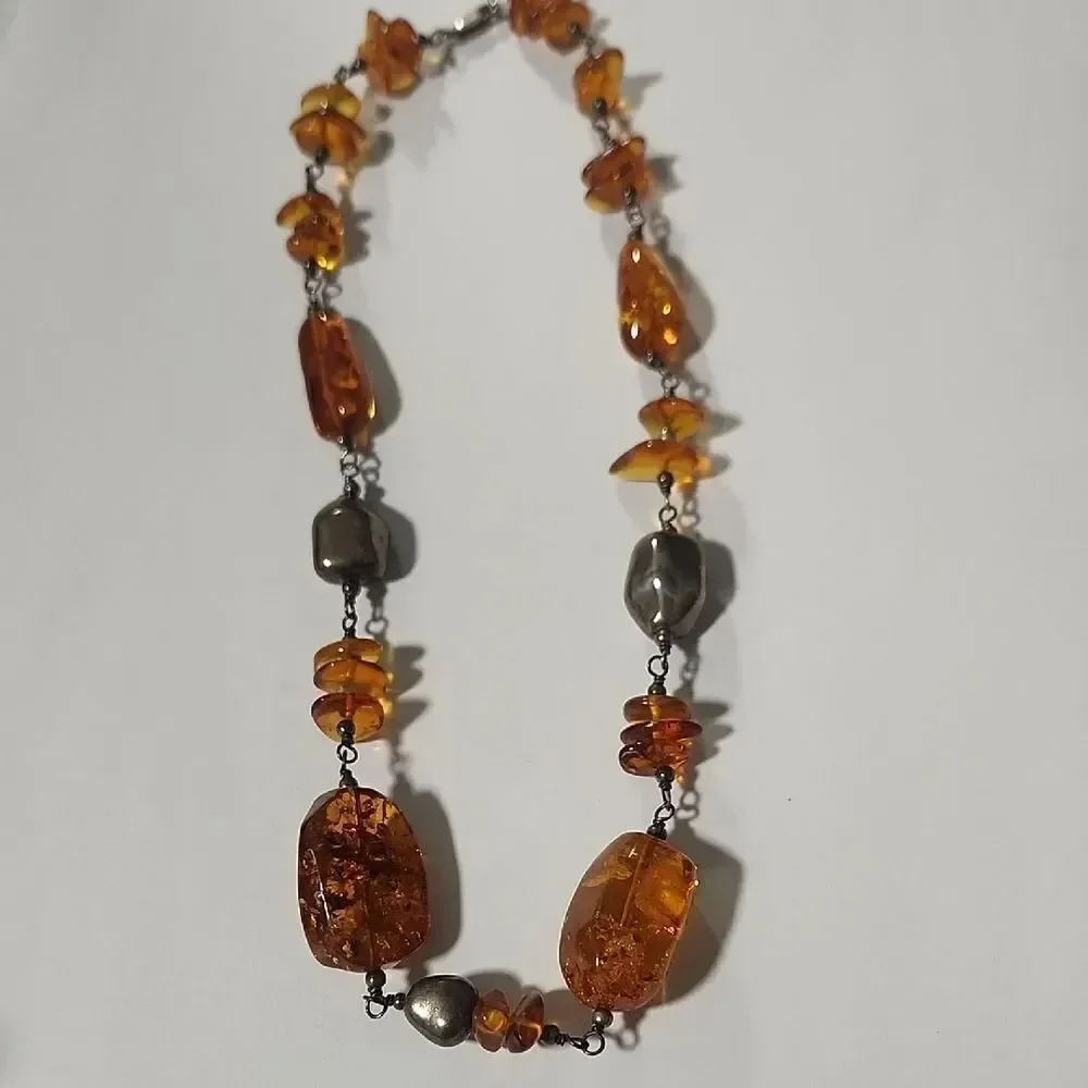 Elegant Amber and Sterling Silver Necklace 925